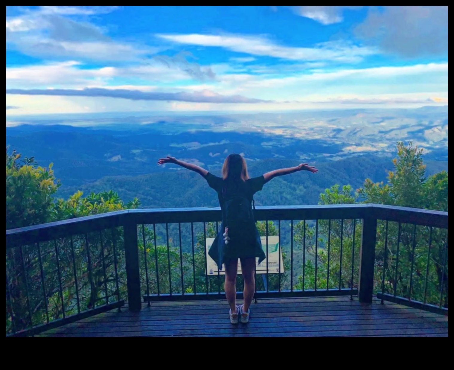 נופים עוצרי נשימה אוצר של סיירים גלה את הנופים המדהימים ביותר בעולם וקח את יופיו של הטבע מנקודת מבט חדשה. 4 נופים עוצרי נשימה: אוצר של סיירים