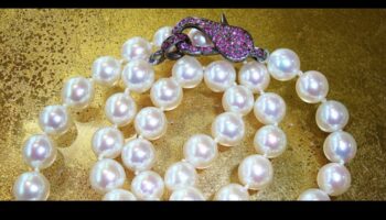 Majestic Pearls: A Symphony of Lustrous Beauty