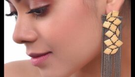 מורשת זוהרת: העבירו את הפאר המנצנץ של העגילים שלנו